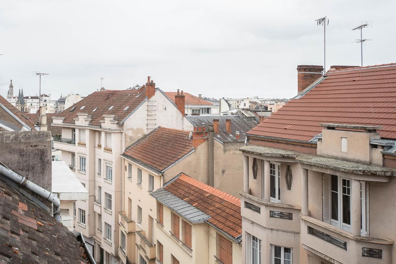 Le Larbaud - Appartement Calme Et Lumineux En Centre Ville Виши Экстерьер фото